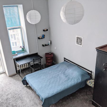 Entire 2-Bedroom Authentic Flat Kyiv Exterior photo