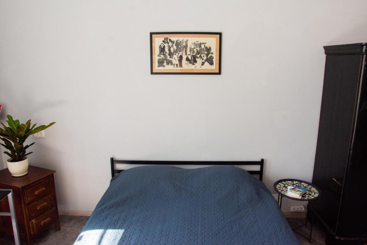 Entire 2-Bedroom Authentic Flat Kyiv Exterior photo